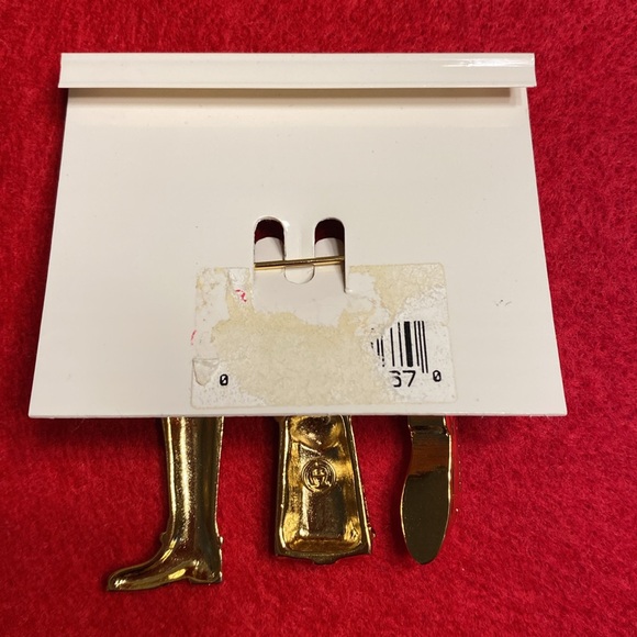 ETIENNE AIGNER  Pin NWT - Picture 12 of 12